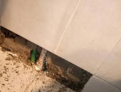 蓬安楼顶漏水维修公司分享下修复水管漏水的几种小方法